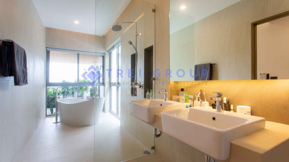 Prime Location Sea View Villas photo