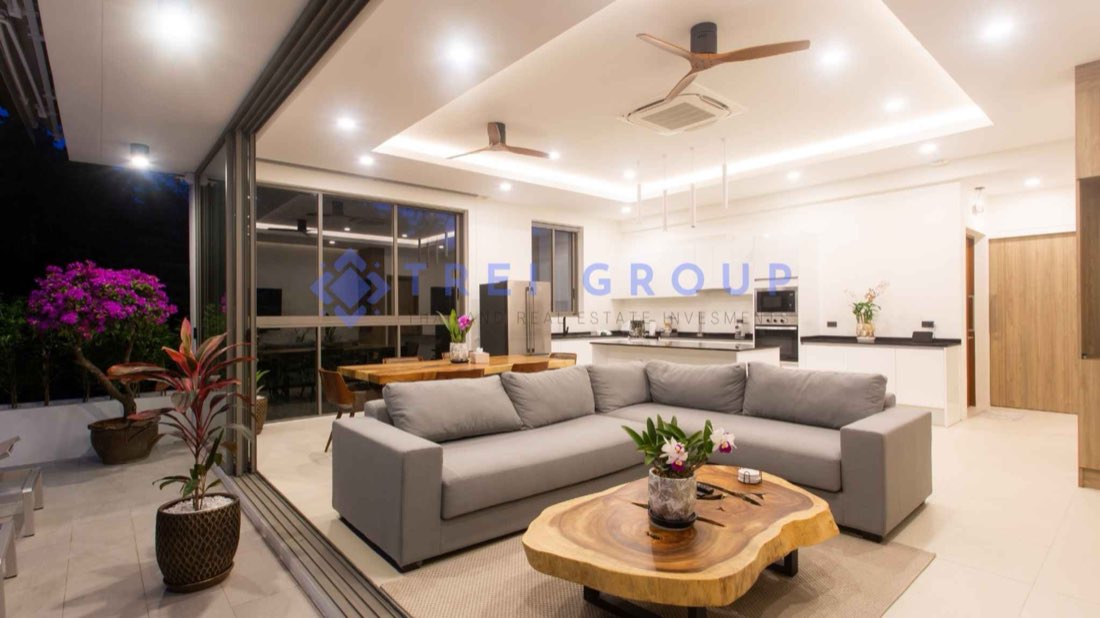 Prime Location Sea View Villas photo