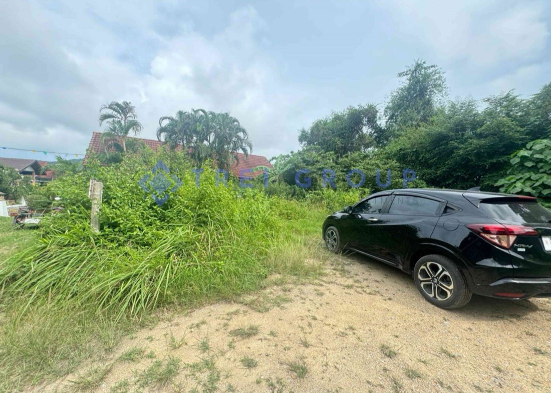 Small Land In Cozy Street Close To Bangrak Beach