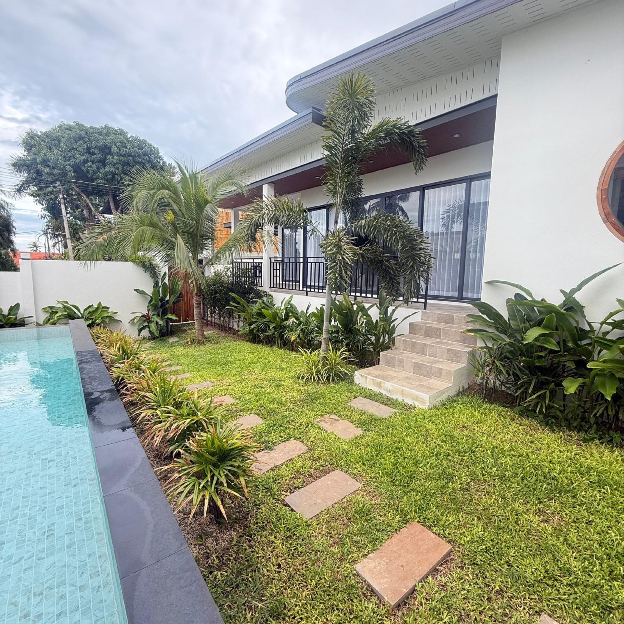 Prime Location Modern Tropical Villa City View